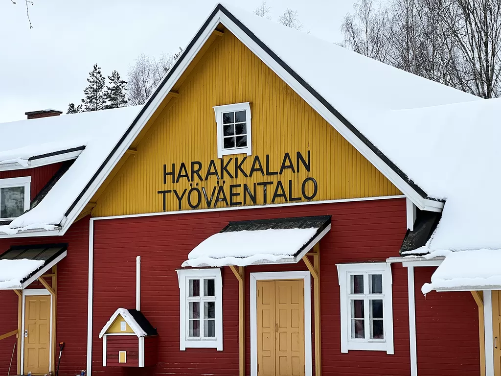 Työväentaloon ei ole tehty pintaremonttia suurempia korjauksia vuosiin.